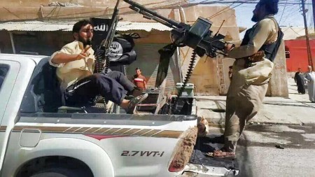 Jihadists enter Sinjar - photo taken from Ezidi Press